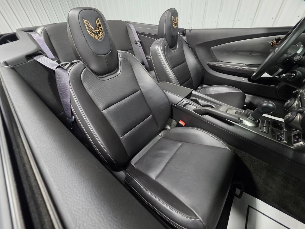 Used 2011 Chevrolet Camaro SS w/ RS Package RWD image 19