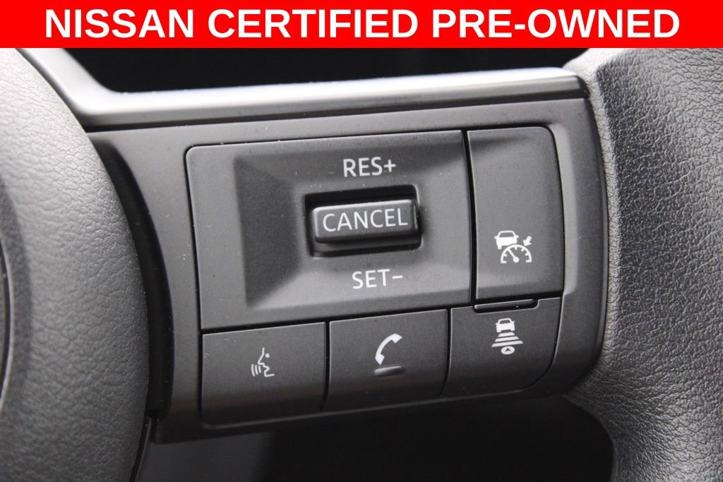 Certified 2025 Nissan Kicks SV image 29