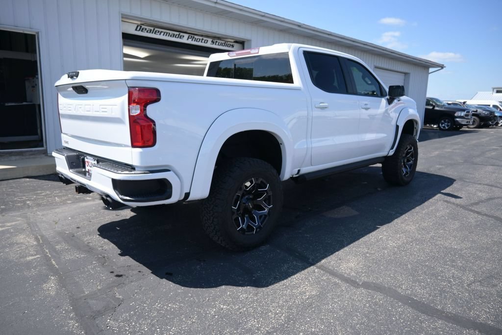 Used 2021 Chevrolet Silverado 1500 RST w/ Convenience Package II AWD/4WD image 17