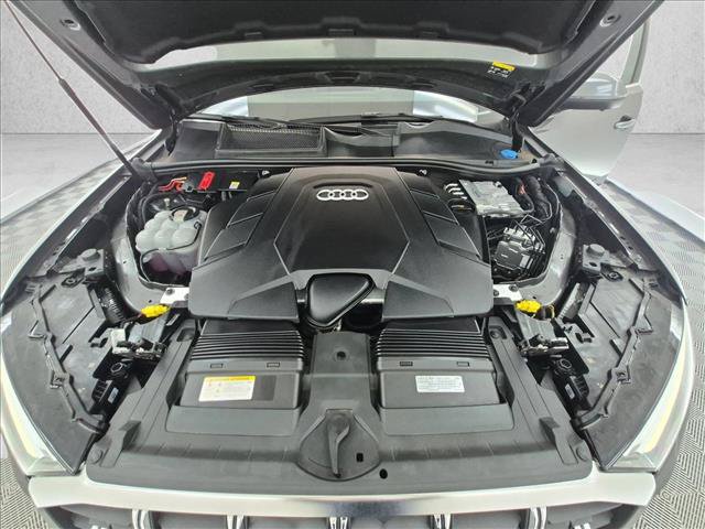 Used 2025 Audi Q7 3.0T Premium Plus AWD/4WD image 27