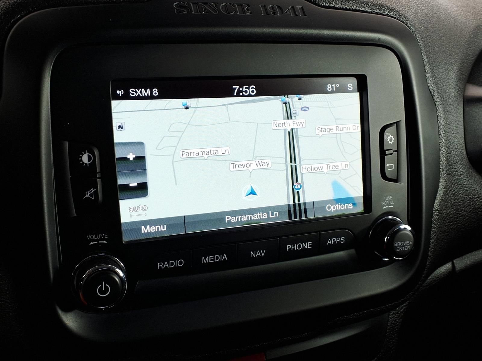 Used 2017 Jeep Renegade Altitude FWD image 24