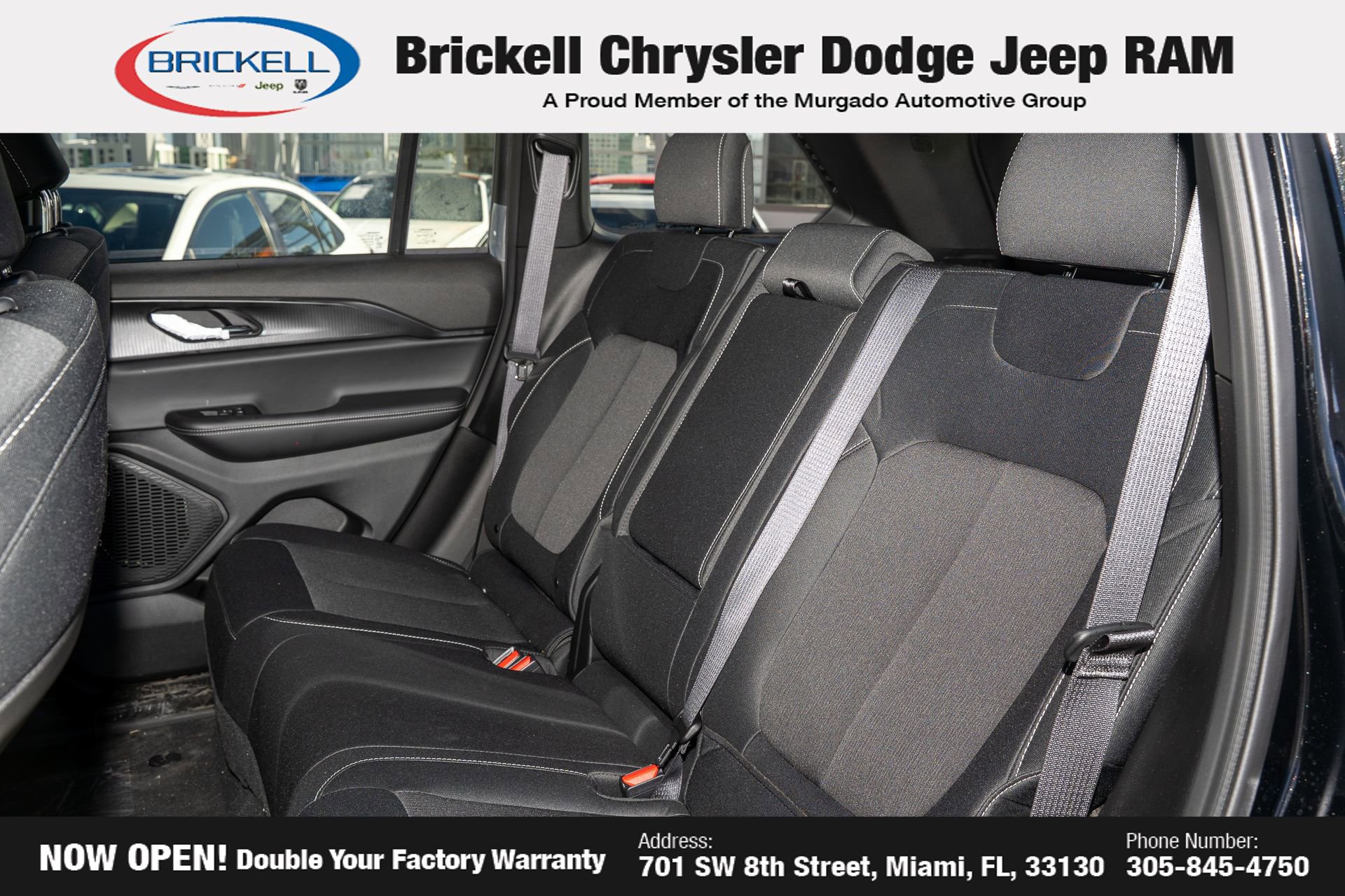 New 2025 Jeep Grand Cherokee Laredo X w/ Luxury Tech Group I image 17