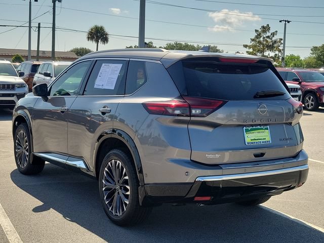 Used 2024 Nissan Rogue Platinum FWD image 4