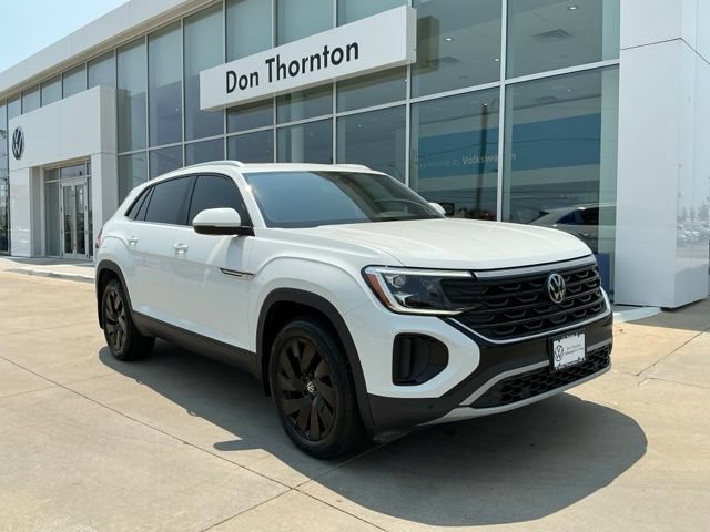 Certified 2024 Volkswagen Atlas Cross Sport SE w/ Panoramic Sunroof Package FWD image 1
