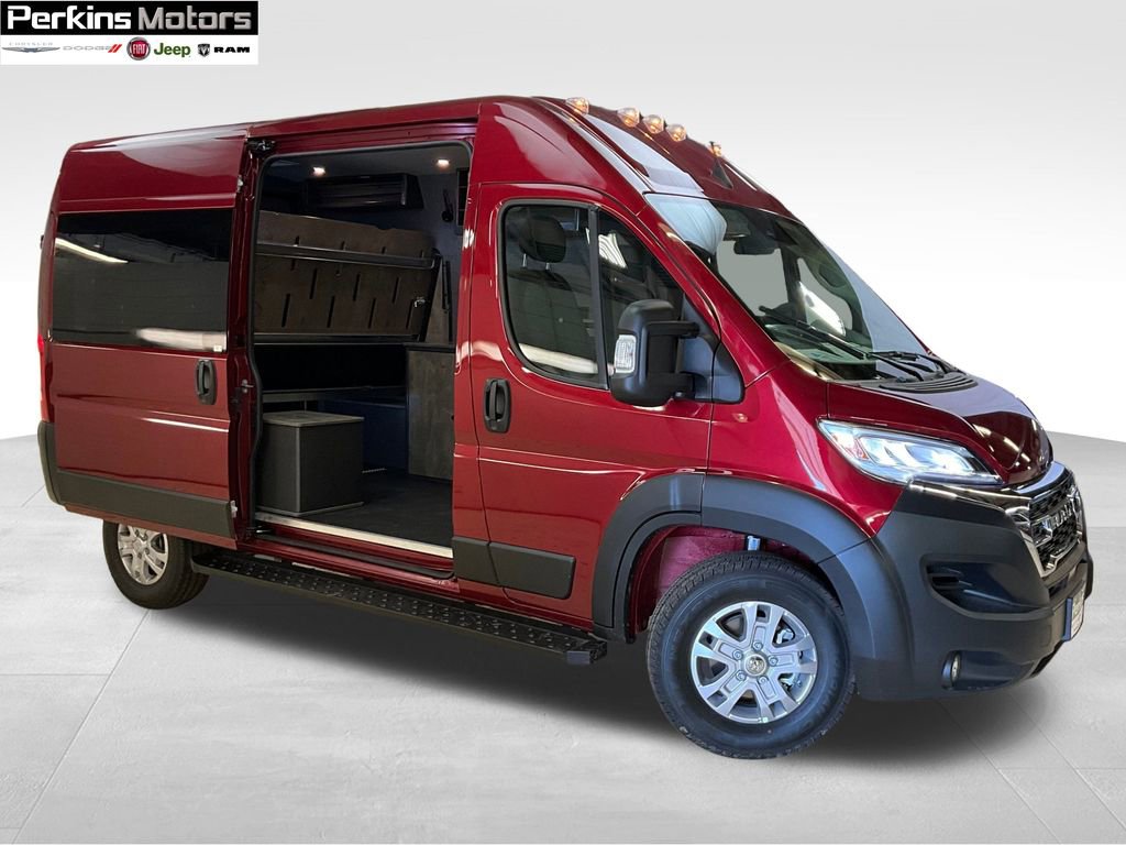 New 2025 RAM ProMaster 1500 w/ Quick Order Package 22G SLT