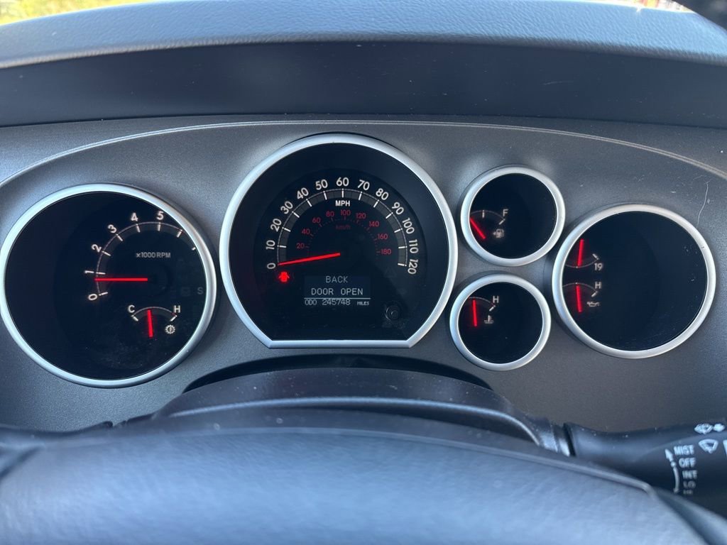 Used 2017 Toyota Sequoia Limited w/ Safety & Convenience Package image 12