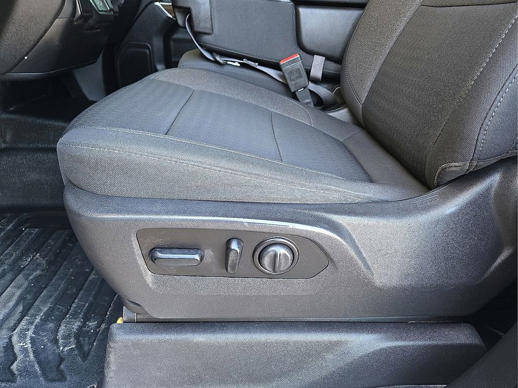 Used 2020 Chevrolet Silverado 1500 LT w/ All-Star Edition image 24