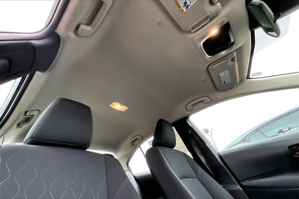 Used 2024 Toyota Corolla LE image 20