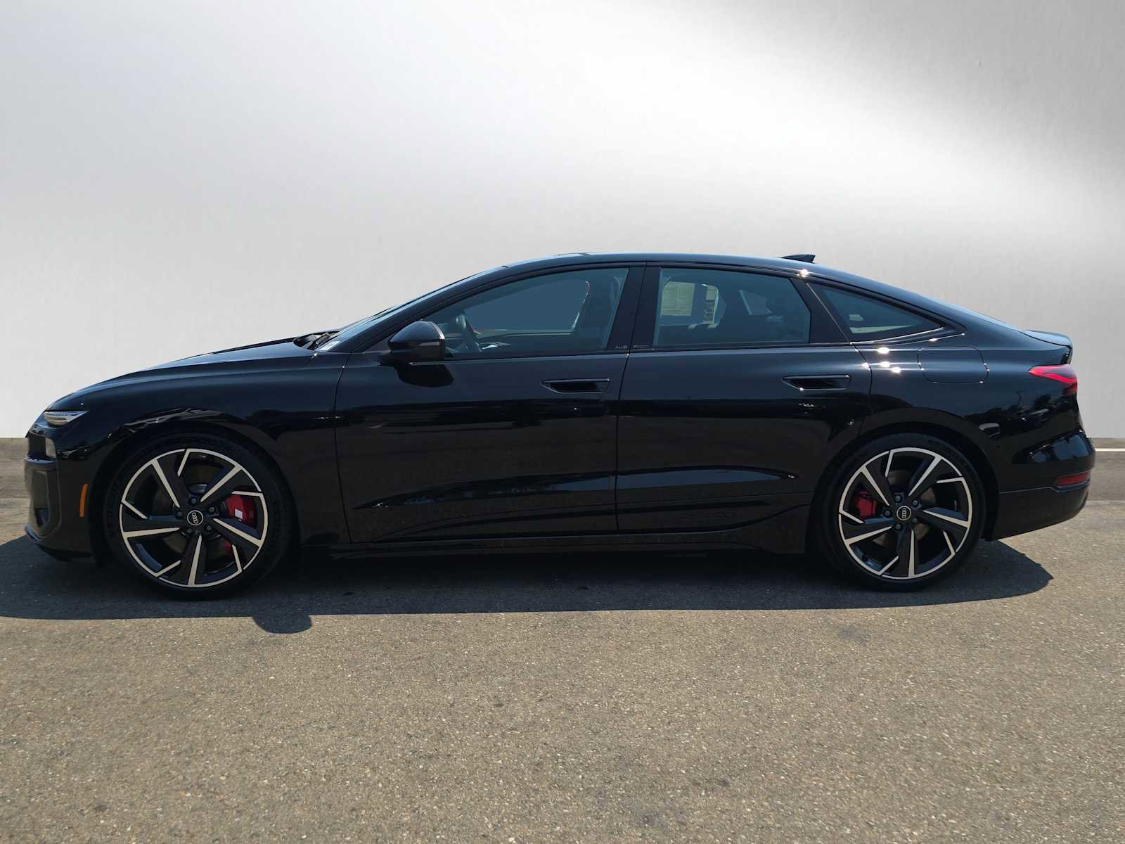 New 2025 Audi S6 e-tron Prestige image 6