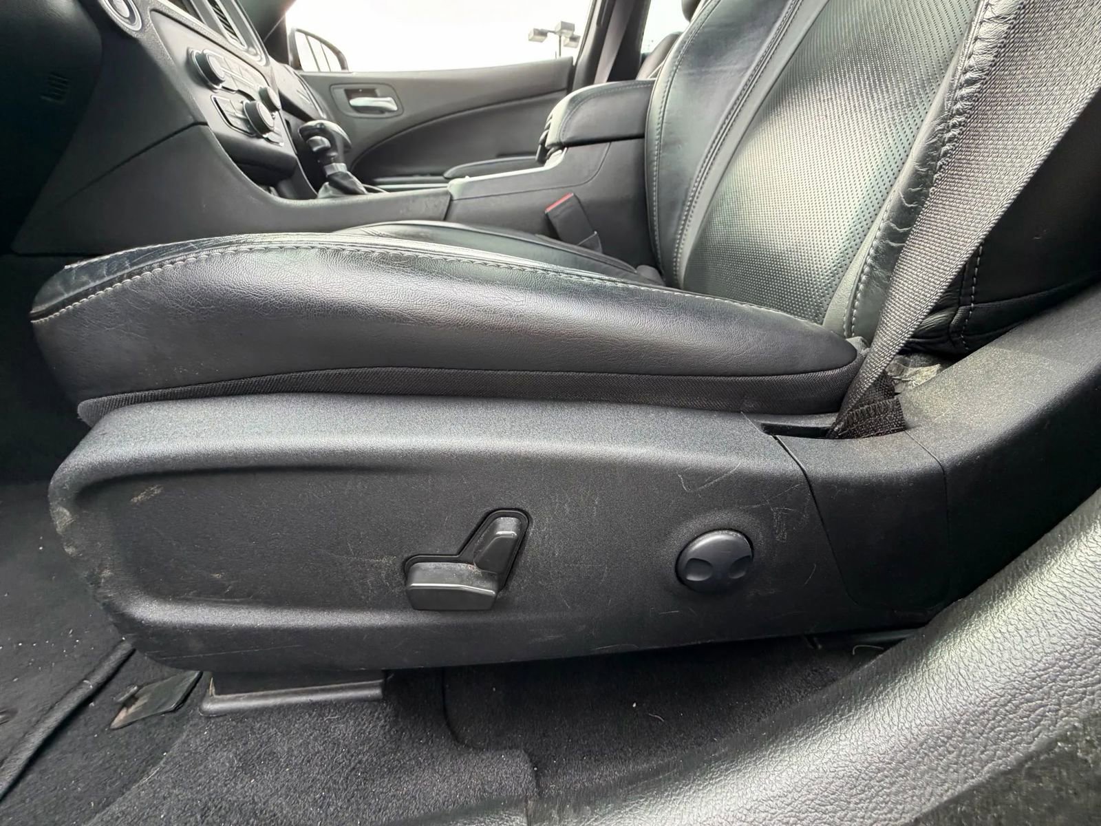 Used 2022 Dodge Charger SXT w/ Leather Interior Group image 14