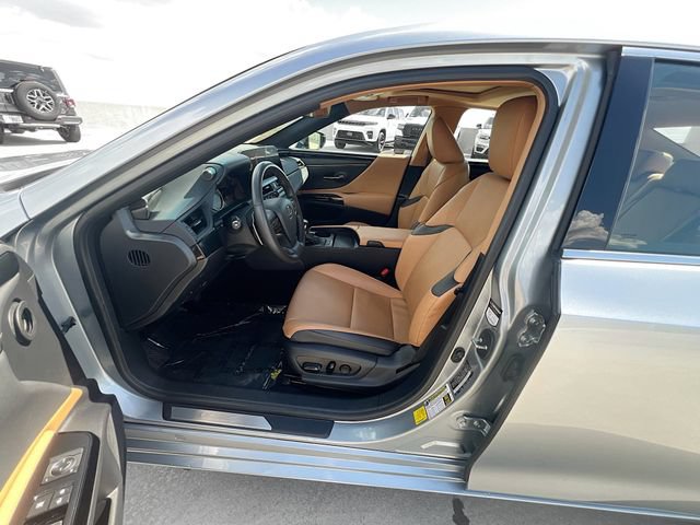 Used 2023 Lexus ES 350 w/ Accessory Package (Z1) FWD image 9