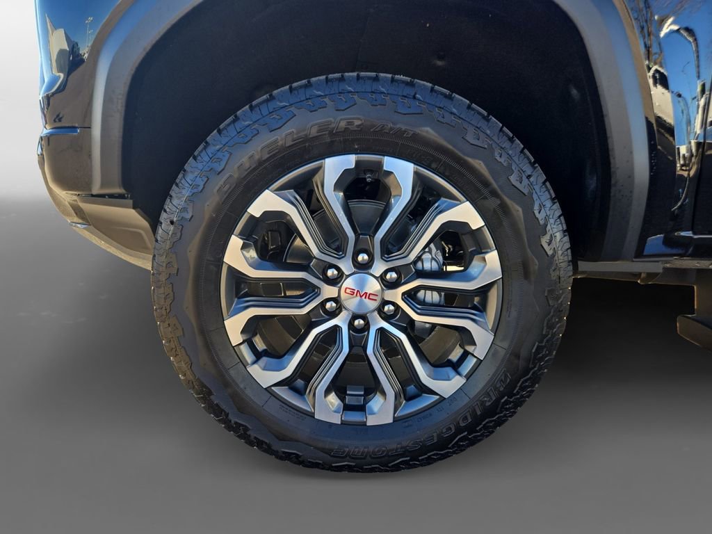 New 2026 GMC Canyon Denali image 14