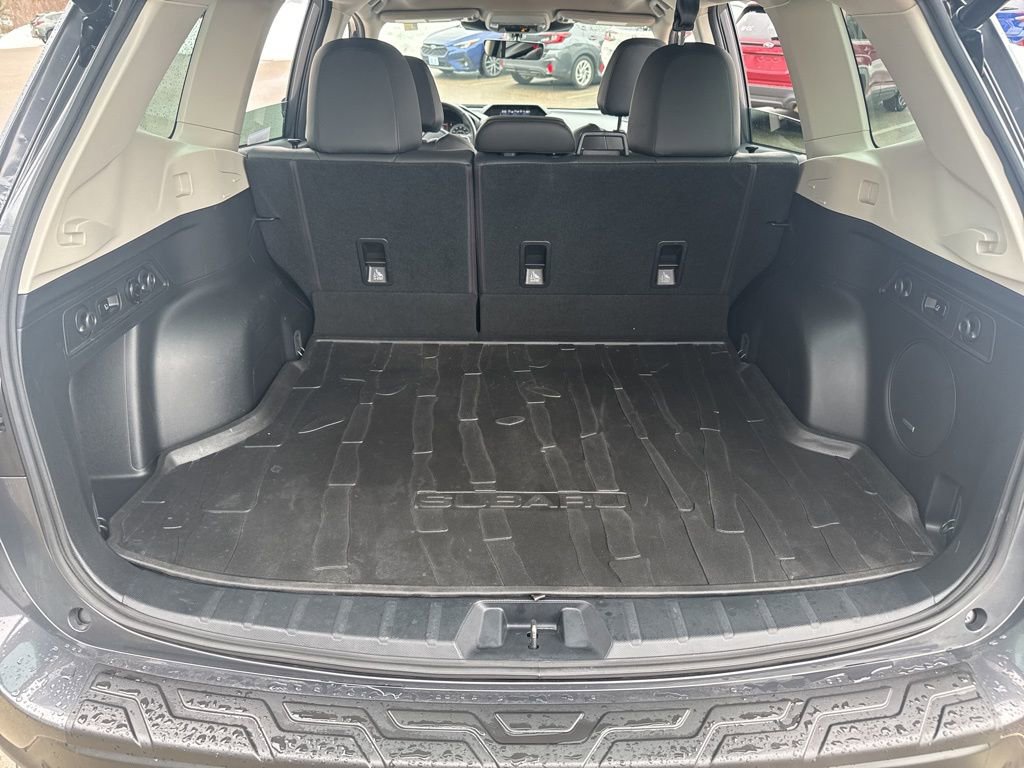 Used 2023 Subaru Forester Limited image 22