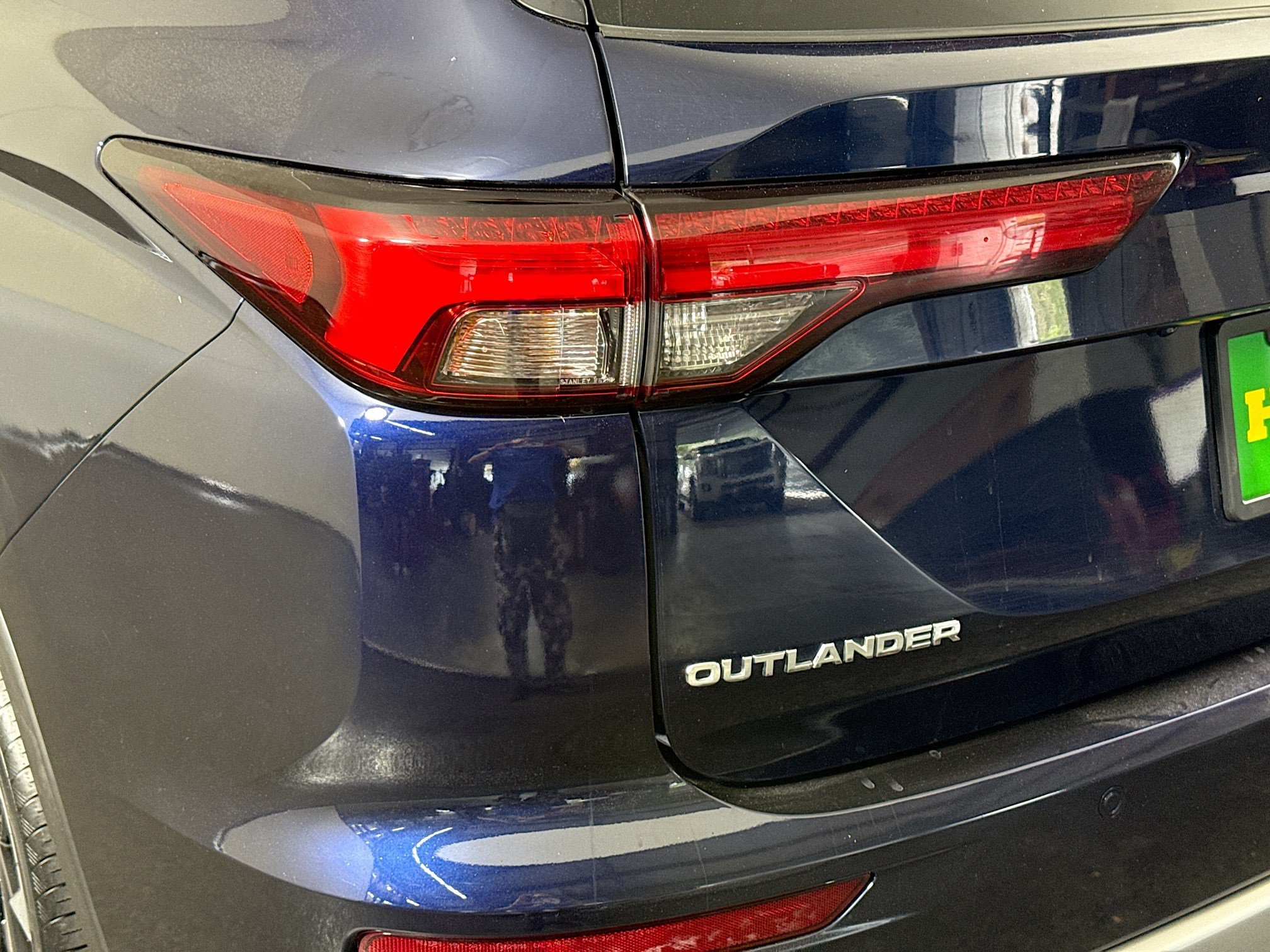 Used 2023 Mitsubishi Outlander SE AWD/4WD image 36