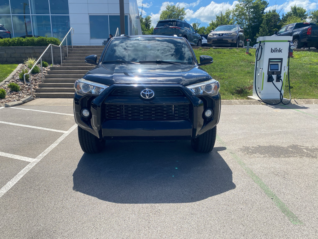 Used 2016 Toyota 4Runner SR5 Premium AWD/4WD image 9