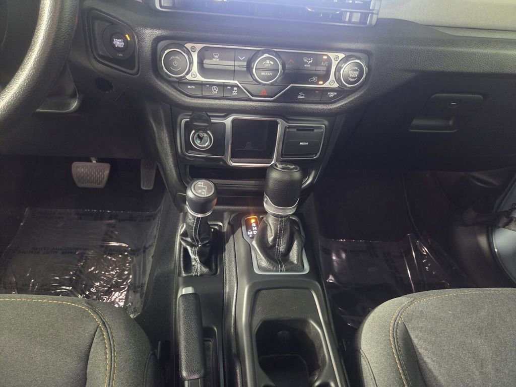 Certified 2024 Jeep Wrangler Sport image 14