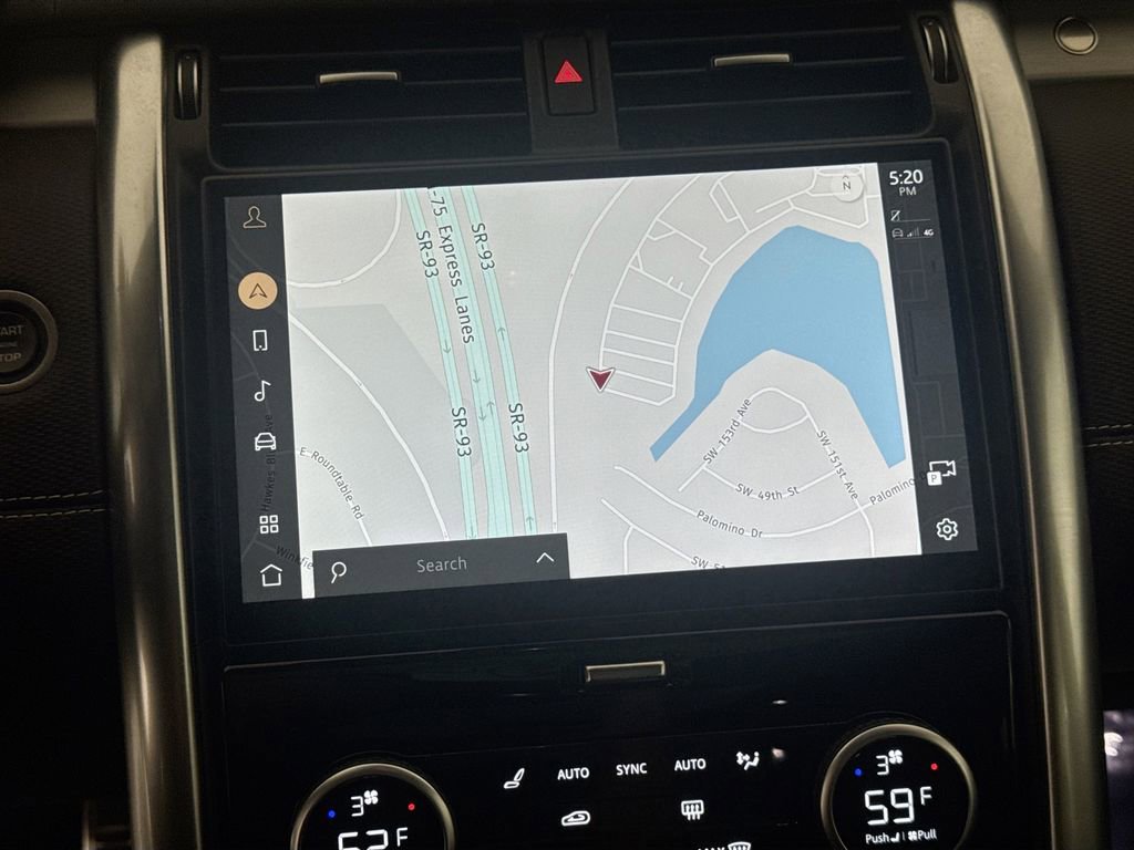 Certified 2024 Land Rover Discovery Dynamic SE image 13