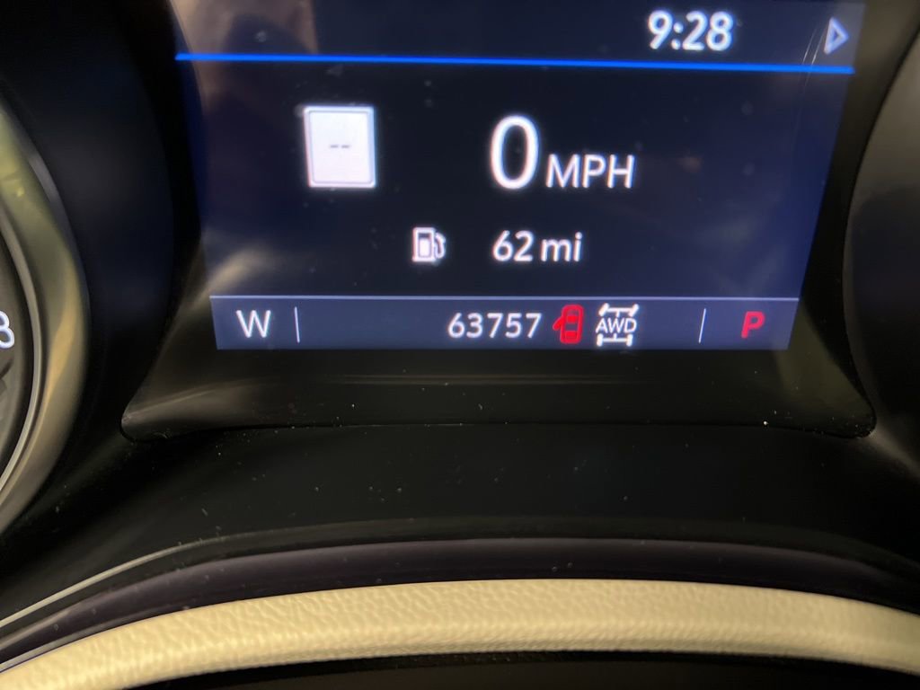 Used 2021 Buick Encore GX Essence w/ Advanced Technology Package image 24