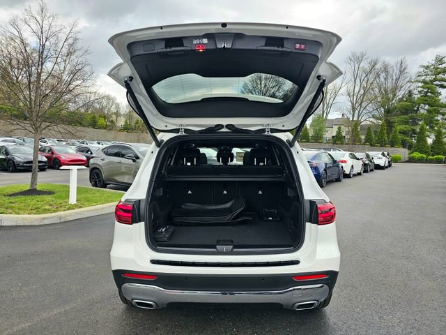 New 2026 Mercedes-Benz GLB 250 4MATIC image 9