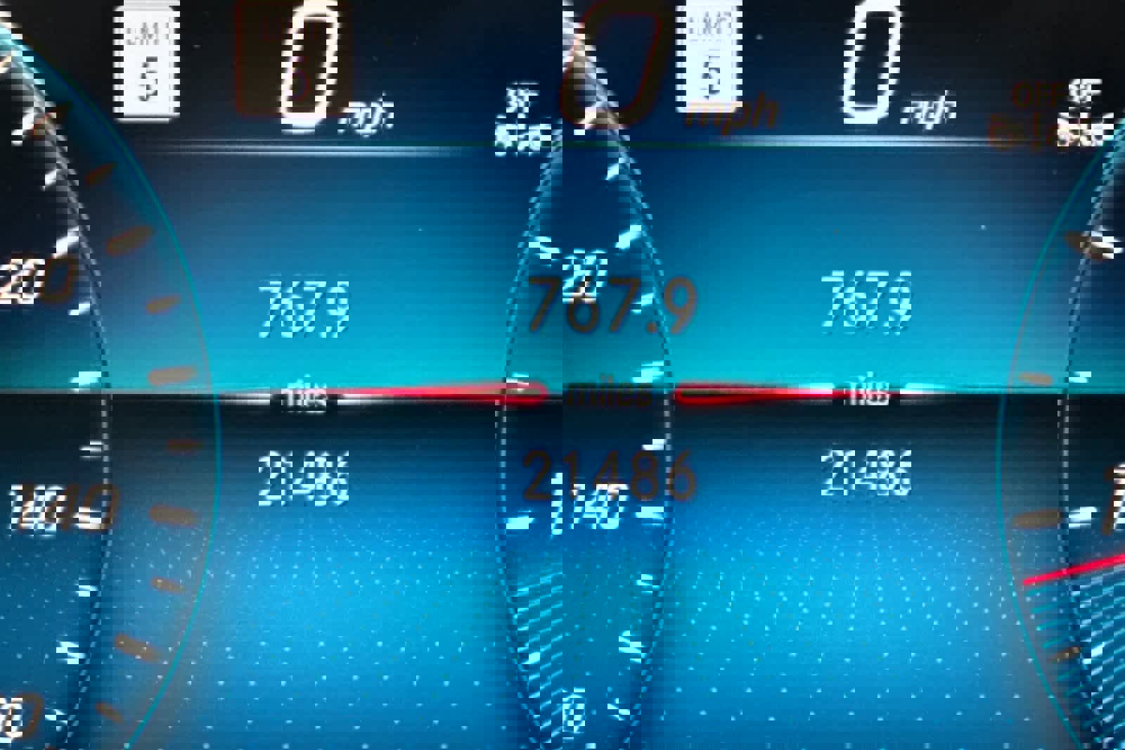 Used 2023 Mercedes-Benz GLB 250 4MATIC image 26