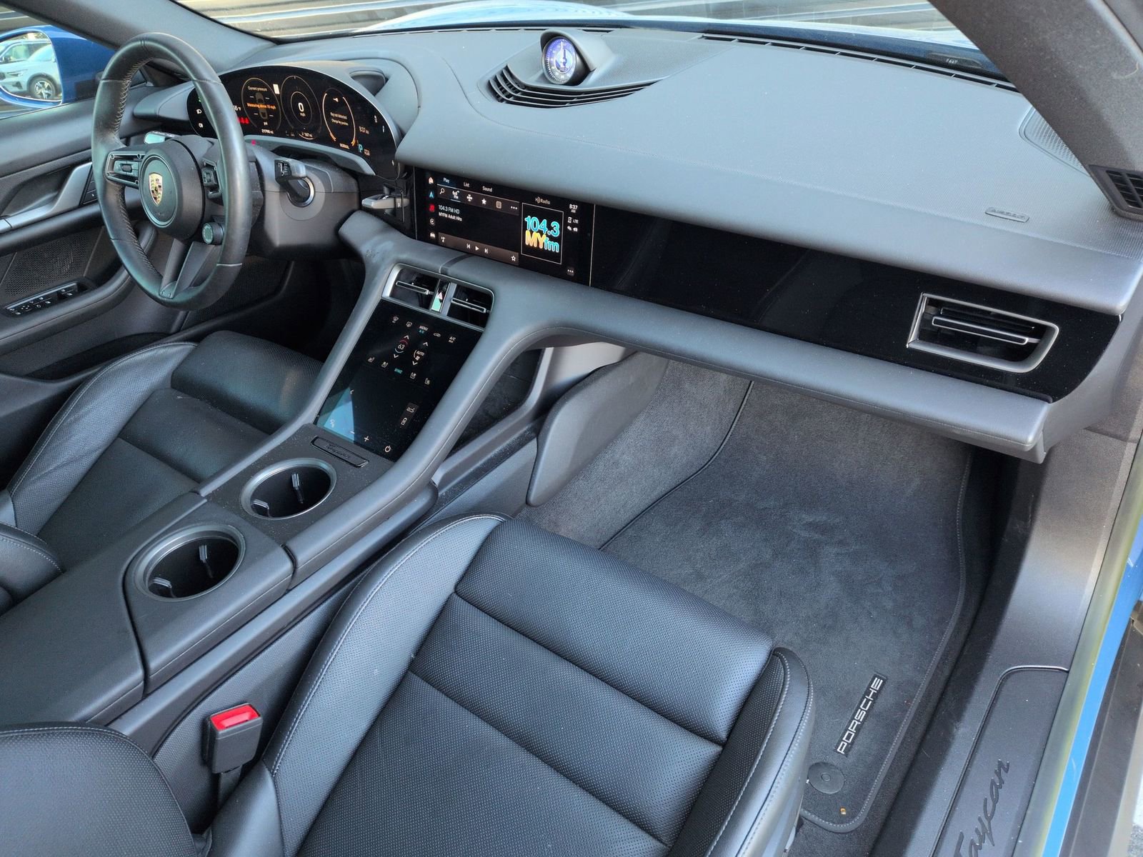 Certified 2023 Porsche Taycan image 27