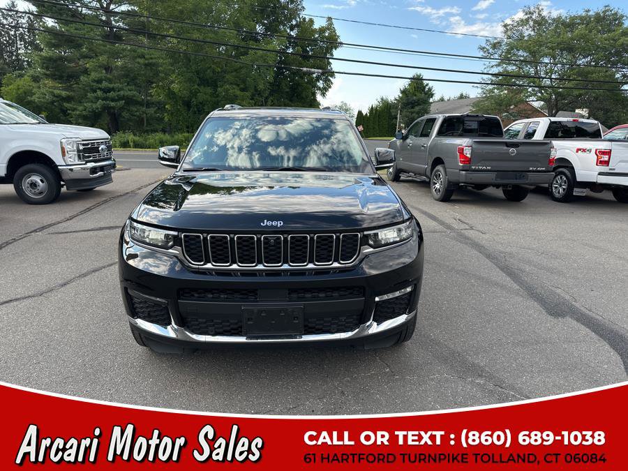 Used 2022 Jeep Grand Cherokee L Limited w/ Luxury Tech Group II image 8