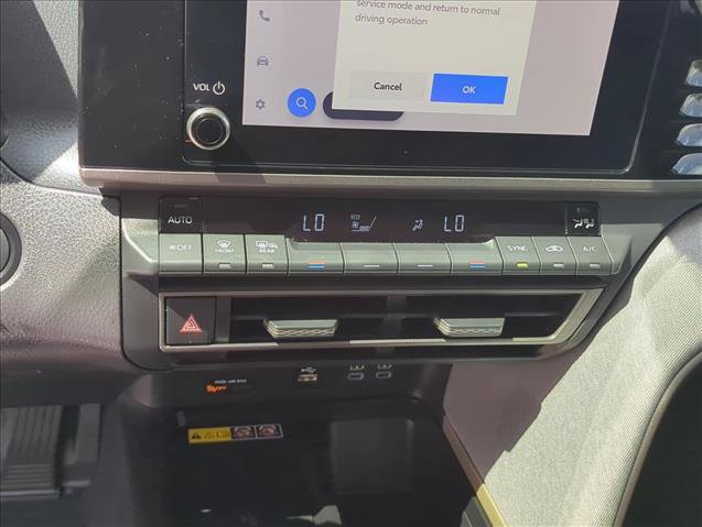 Used 2026 Toyota Camry LE w/ Convenience Package FWD image 24