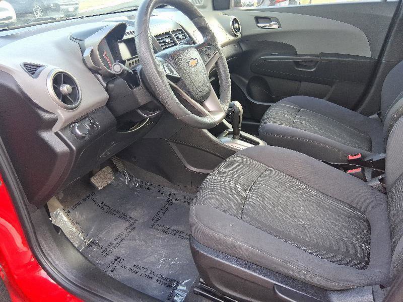 Used 2015 Chevrolet Sonic LT FWD image 36