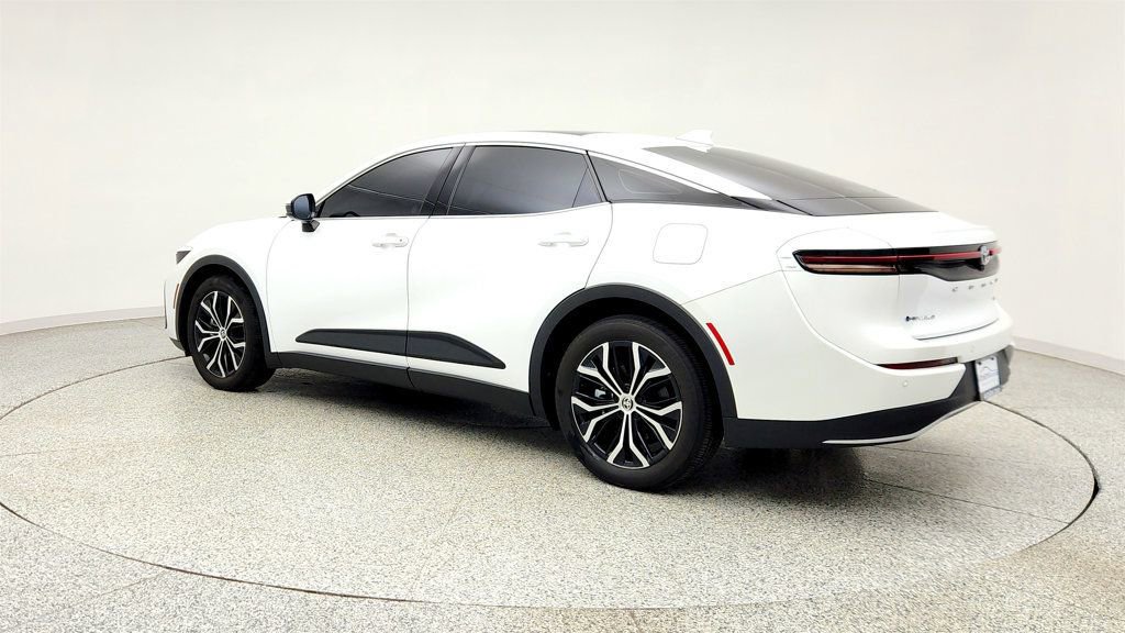 Used 2024 Toyota Crown AWD/4WD image 7