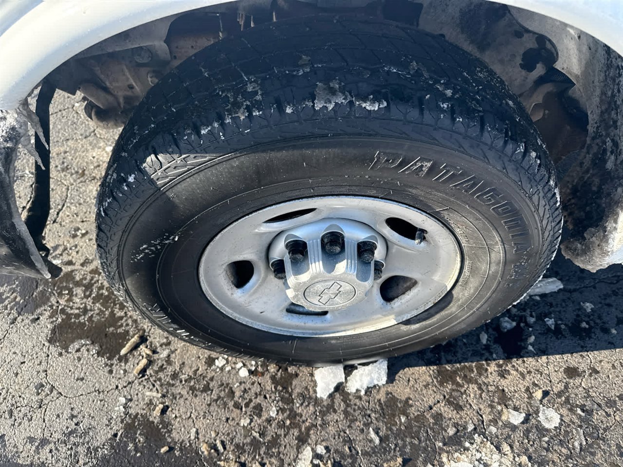 Used 2016 Chevrolet Express 2500 image 11