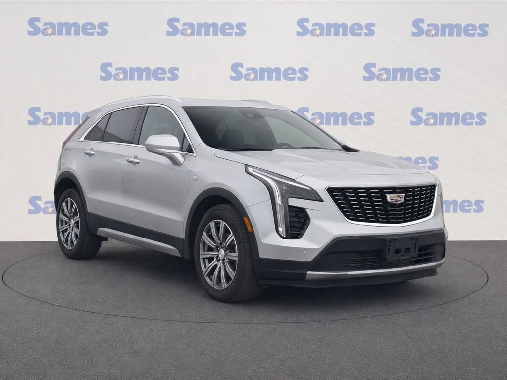 Used 2020 Cadillac XT4 Premium Luxury FWD image 1