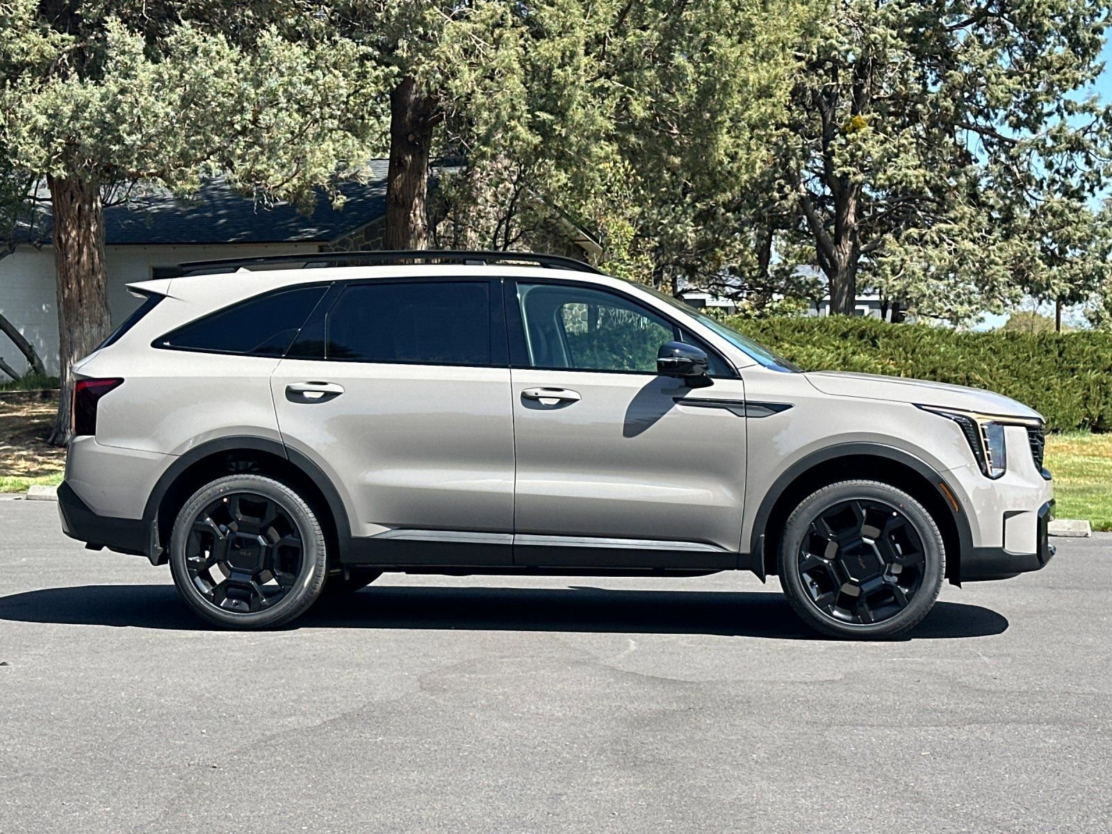 New 2026 Kia Sorento SX AWD/4WD image 3