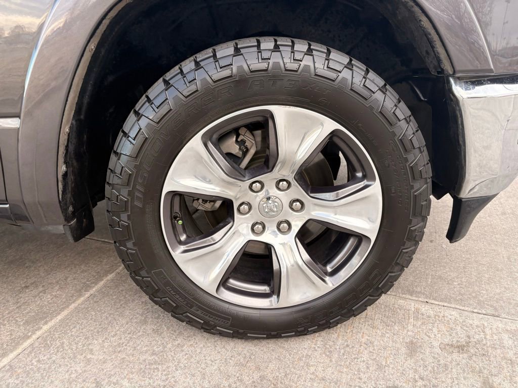 Used 2020 RAM 1500 Laramie image 37