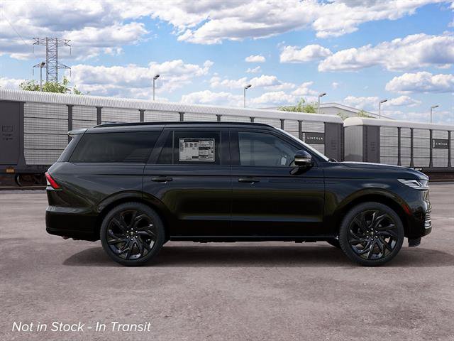 New 2027 Lincoln Navigator Reserve AWD/4WD image 5