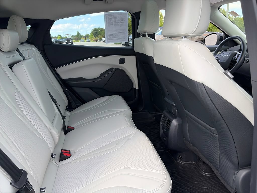 Used 2024 Ford Mustang Mach-E Premium AWD/4WD image 34