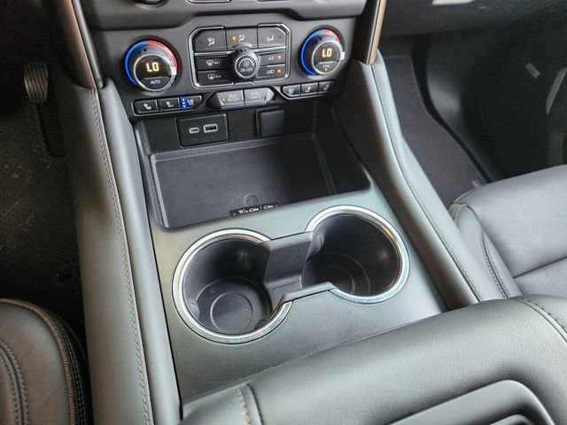 Used 2024 Chevrolet Tahoe High Country image 17
