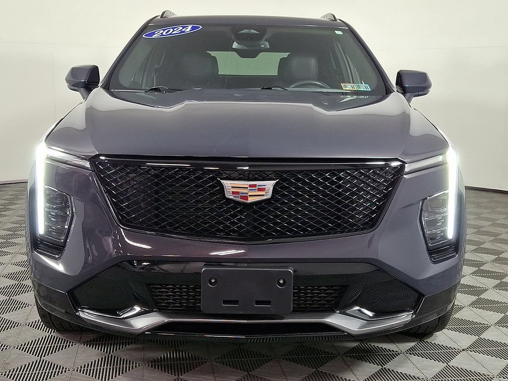 Certified 2024 Cadillac XT4 Sport w/ Cold Weather Package AWD/4WD image 5