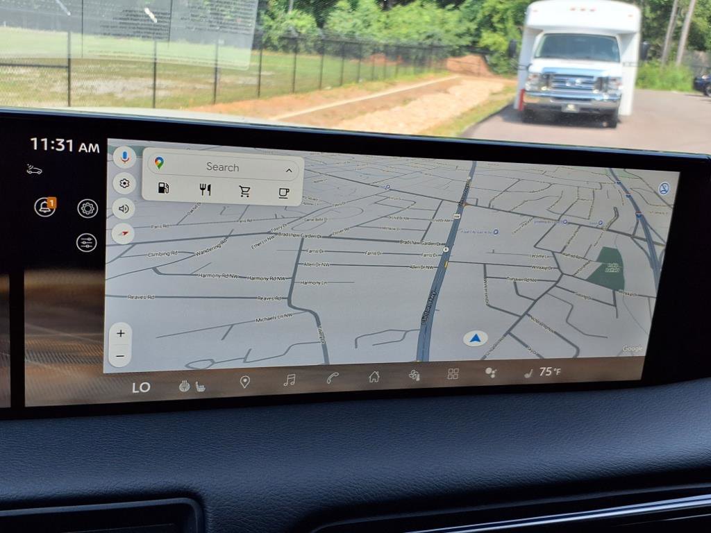 New 2025 Nissan Armada PRO-4X image 18