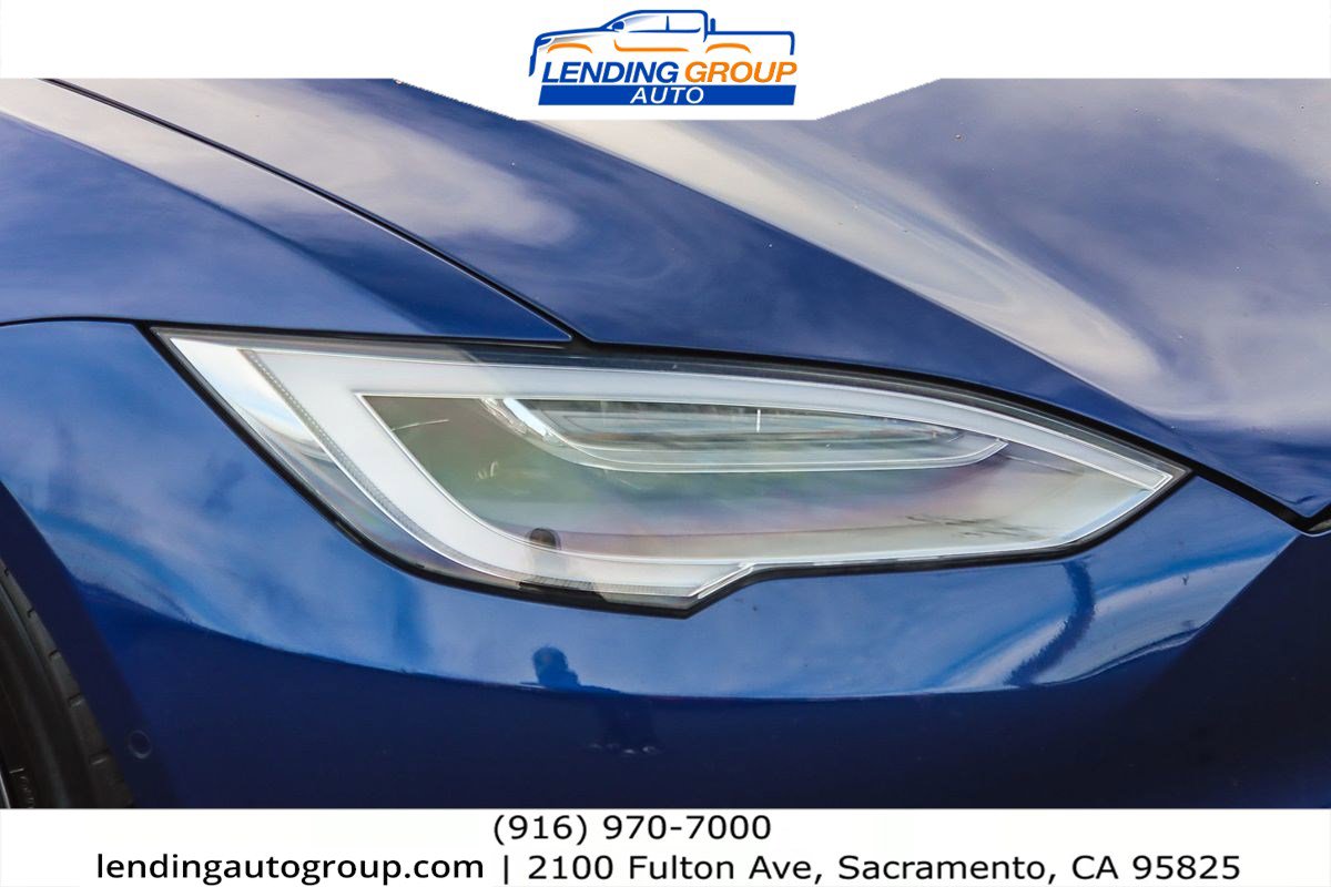 Used 2021 Tesla Model S Plaid image 7