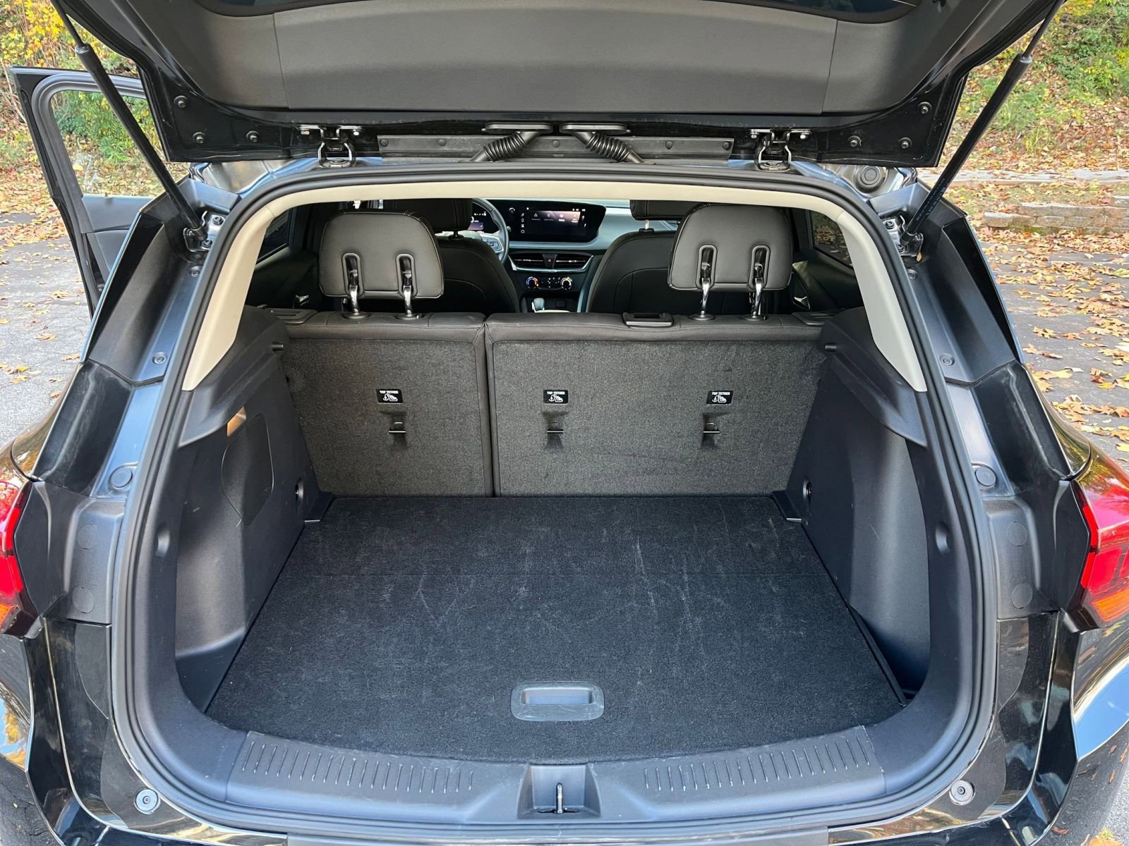 Used 2025 Buick Encore GX Preferred image 27