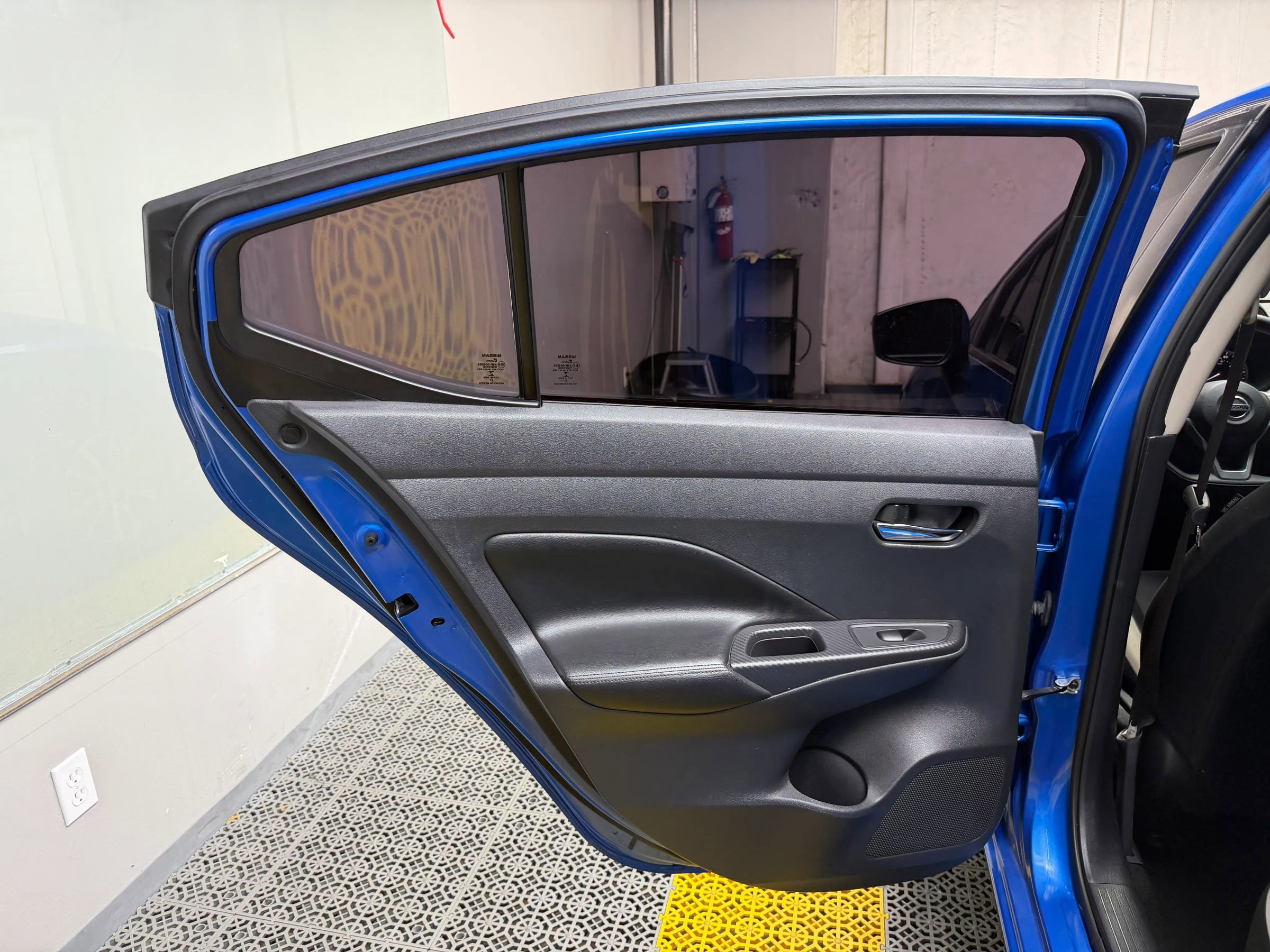 Used 2020 Nissan Versa SV image 14