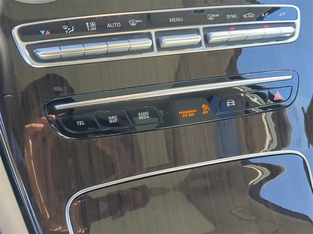 Used 2022 Mercedes-Benz GLC 300 image 25