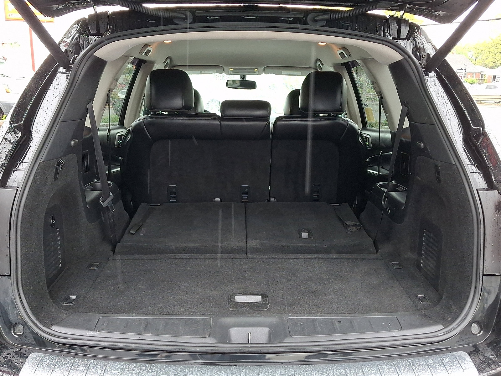 Used 2019 Nissan Pathfinder SL AWD/4WD image 32