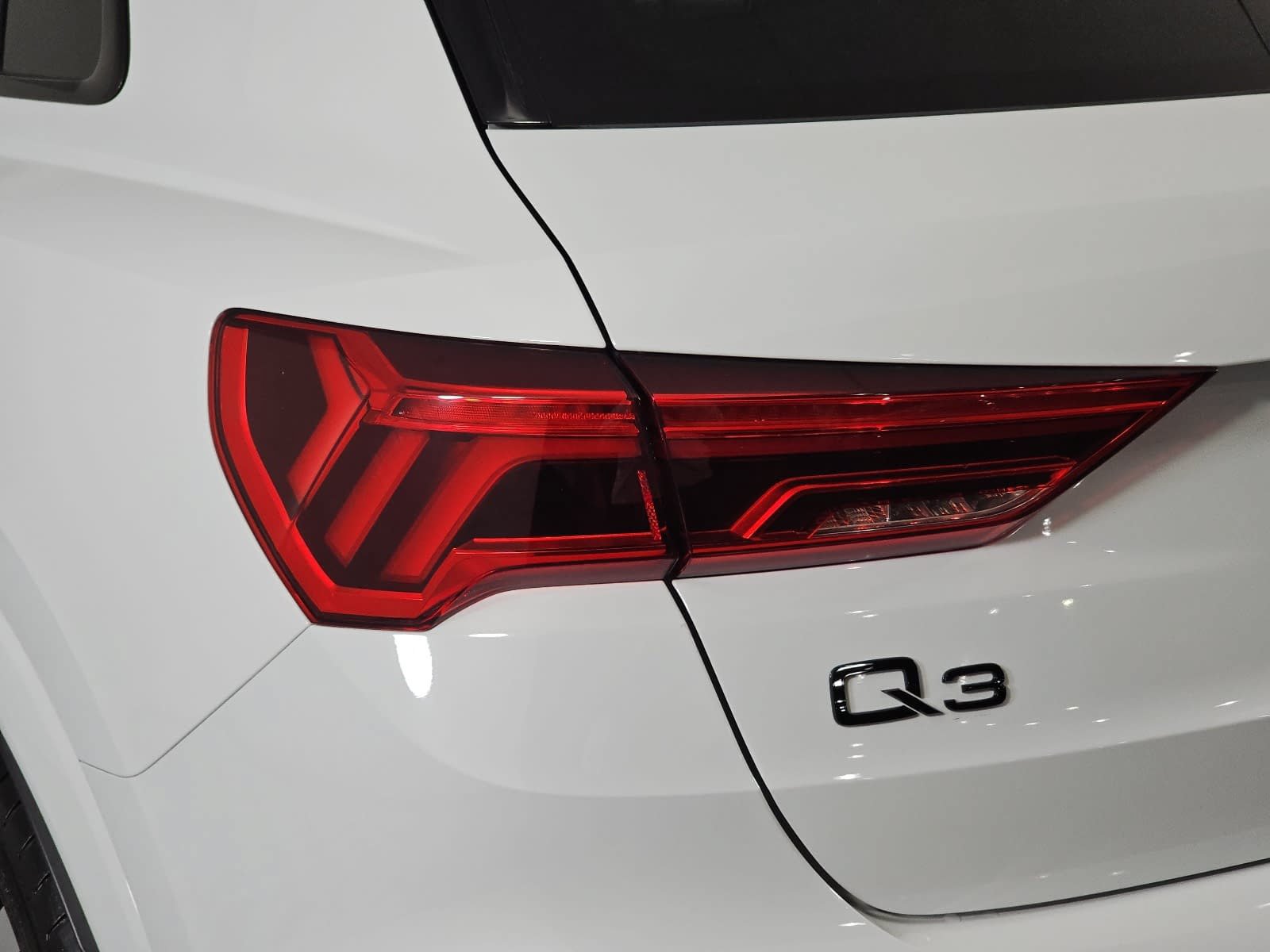Used 2024 Audi Q3 2.0T Premium Plus AWD/4WD image 30