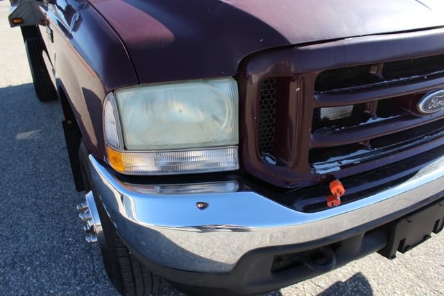 Used 2004 Ford F350 XL AWD/4WD image 4