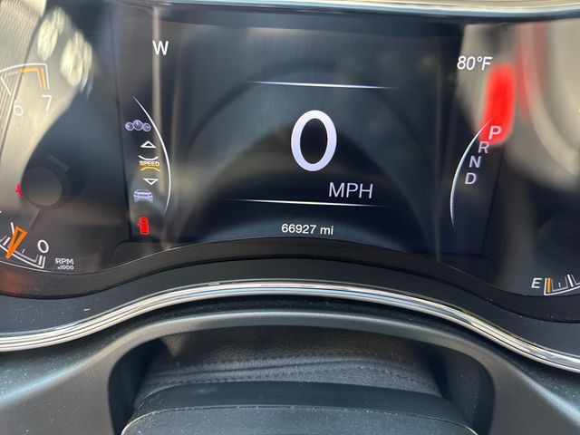 Used 2019 Jeep Grand Cherokee Altitude AWD/4WD image 20