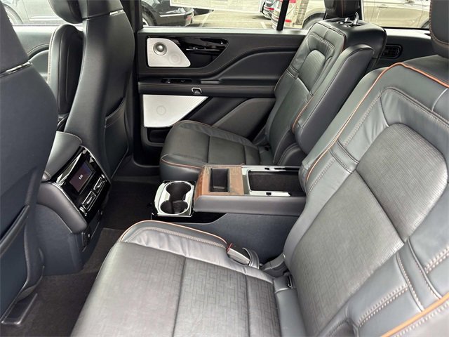 New 2025 Lincoln Aviator Black Label image 19
