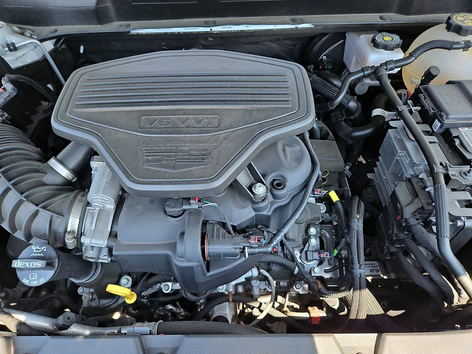 Certified 2024 Cadillac XT5 Premium Luxury AWD/4WD image 28
