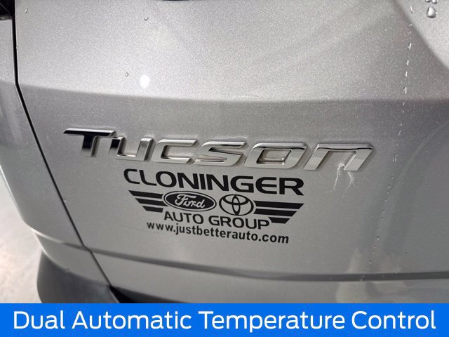 Used 2023 Hyundai Tucson SEL w/ Convenience Package FWD image 9