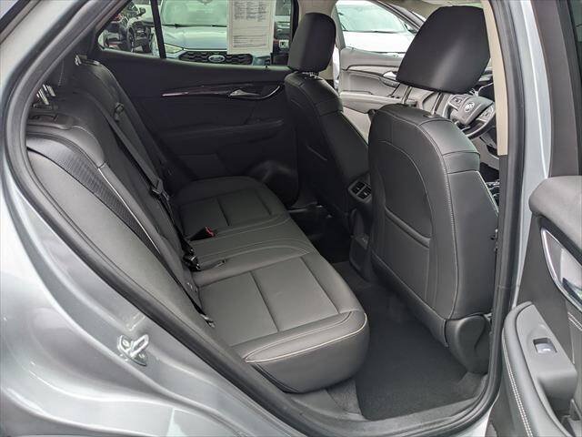 Used 2023 Buick Envision Essence AWD/4WD image 17